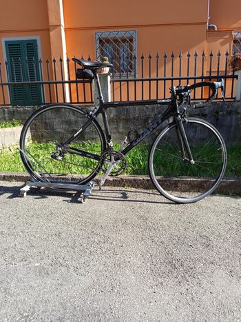 Used Giant Tcr-1 Composite Series 2005 2005 Road & Gravel, Black — image 2 of 3
