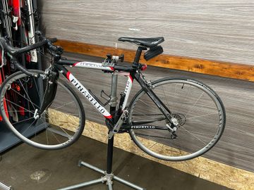 Brugt Pinarello Custom Shimano 105 2012 Road & Gravel