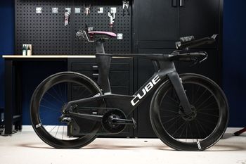 CUBE, Aerium SRAM Force eTap AXS