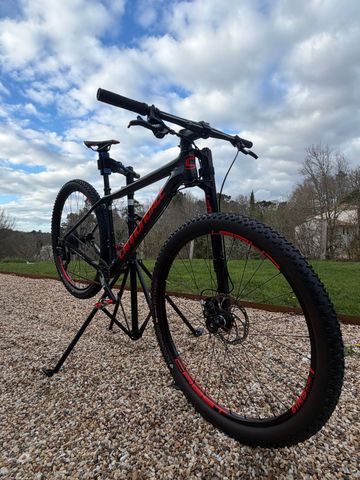 Brugt Cannondale F-Si Carbon 3 2018 2018 Mountainbike — billede 2 af 3