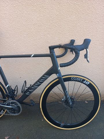 Używany Canyon Ultimate CFR AXS 2024 2024 Road & Gravel — zdjęcie 6 z 11