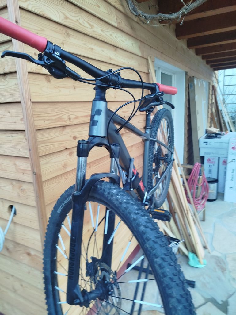 Used CUBE ANALOG 2024 2024 Mountainbike, Black, 27.5, 29 — image 4 of 12