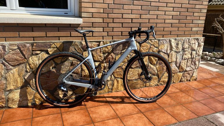 Used YT YT Custom SRAM Force 2023 Road & Gravel, Light Gray — image 1 of 11