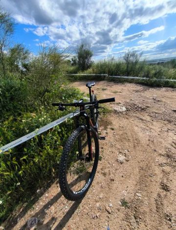 Gebrauchtes Specialized Epic Shimano Deore XT 2017 Mountainbike, Schwarz — Bild 2 von 3
