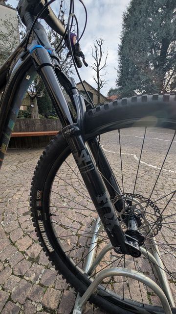 Używany Giant Trance Shimano Deore XT 2021 Mountainbike — zdjęcie 6 z 8