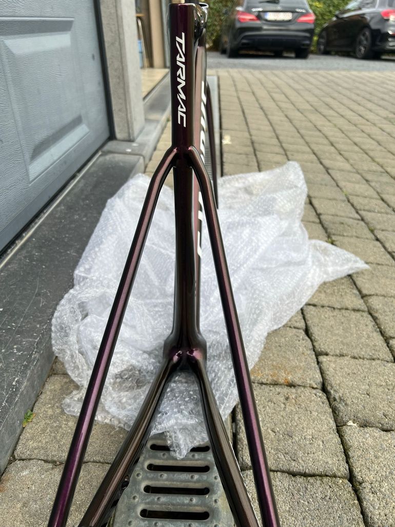 Used Specialized Tarmac Frameset 2025 Road & Gravel — image 4 of 10