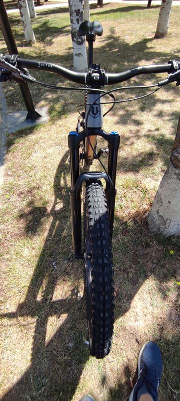 Used Mondraker FOXY 2023 2023 Mountainbike, Light Gray, 29 — image 11 of 13