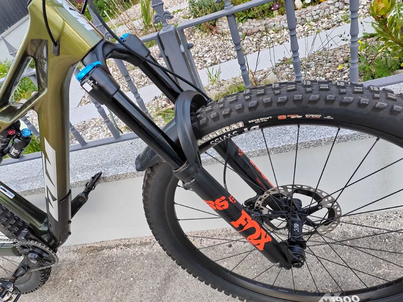 Gebrauchtes KTM Prowler Shimano Deore XT 2023 Mountainbike, Grün — Bild 13 von 48