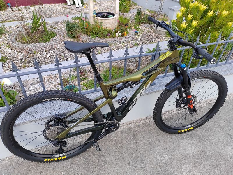 Gebrauchtes KTM Prowler Shimano Deore XT 2023 Mountainbike, Grün — Bild 4 von 48