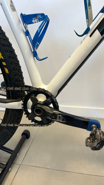 Used Trek Superfly Shimano Deore XT 2014 Mountainbike, White — image 3 of 8