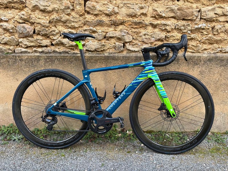 Chapter2 Koko, Couleur Cobalt + Green (Te Waihou) 2025 Road & Gravel usato