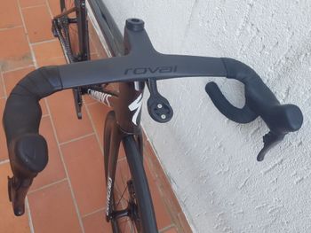 Used Specialized Tarmac Shimano Ultegra Di2 2026 Road & Gravel, Black — image 5 of 10