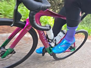 Used Bianchi Oltre Comp Rival eTap AXS 2025 2025 Road & Gravel — image 8 of 10