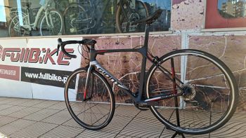 Used Giant TCR Advanced 2 2017 2017 Road & Gravel, Black — image 9 of 15