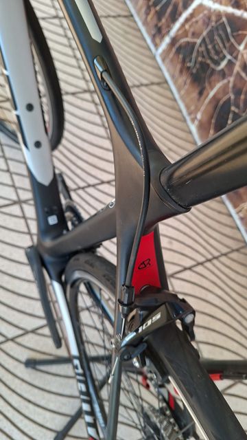 Used Giant TCR Advanced 2 2017 2017 Road & Gravel, Black — image 12 of 15