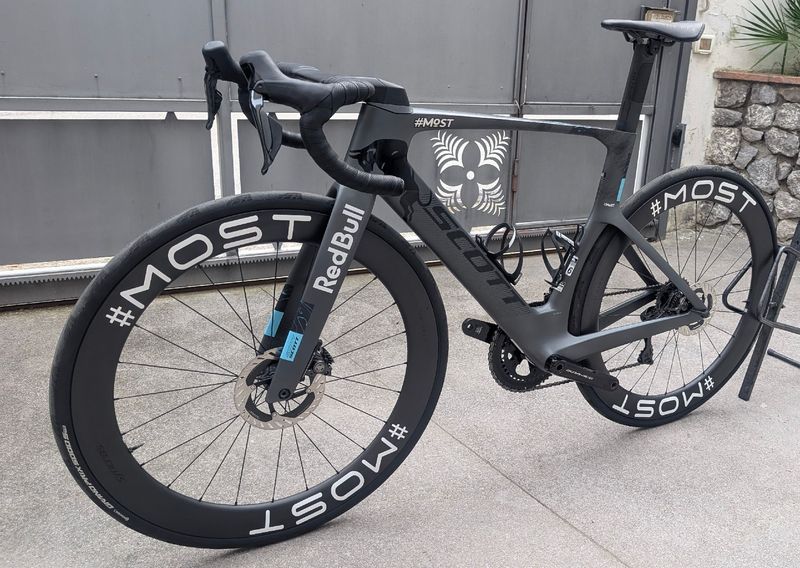 Used Scott Foil RC Pro 2024 2024 Road & Gravel, Light Gray — image 6 of 7