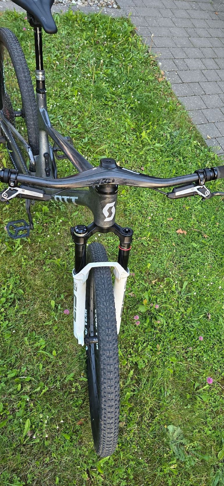 Used Scott Spark Sram Eagle Transmission X0 2026 Mountainbike, Light Gray, 29 — image 9 of 17