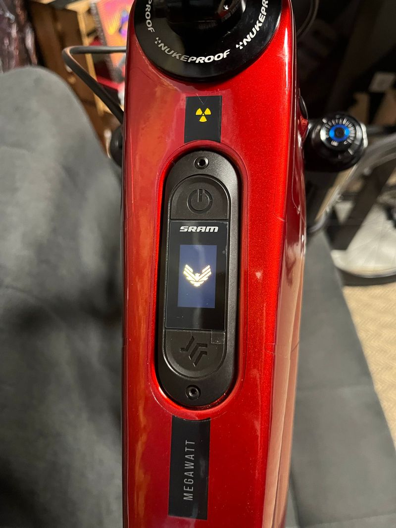 Used Nukeproof Megawatt SRAM GX Eagle AXS 2026 Mountainbike, Red — image 3 of 11