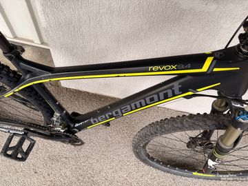 Bergamont Revox 9.4 2014 Mountainbike usato, Nero — immagine 5 di 13