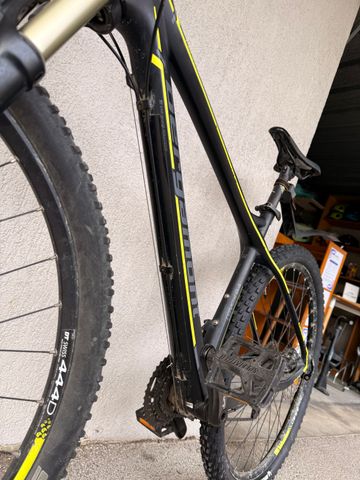 Bergamont Revox 9.4 2014 Mountainbike usato, Nero — immagine 13 di 13