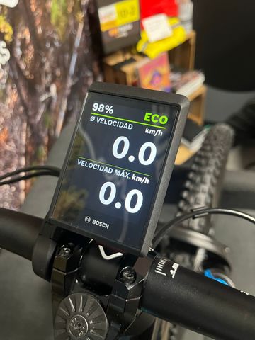 Used Mondraker DUNE R 2024 2024 Mountainbike, Light Gray, 29, 27.5 — image 7 of 13