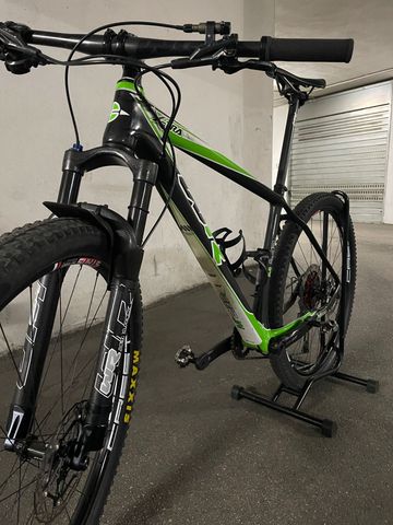 Used Wr compositi Custom Shimano Deore XT 2018 Mountainbike, Green — image 5 of 7