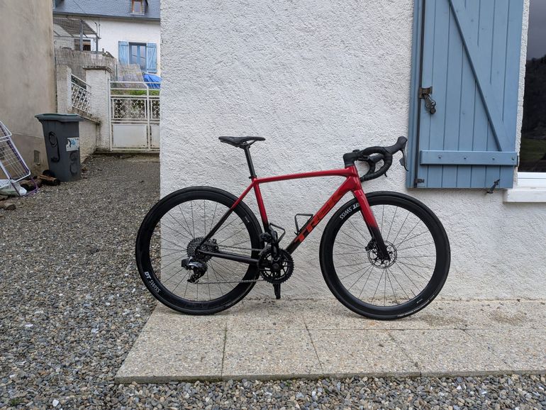 Used Trek Trek Emonda 2026 Road & Gravel, Red — image 2 of 3