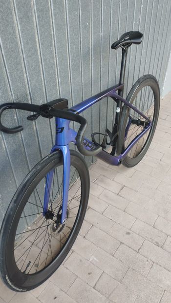 Used Lapierre Xelius Shimano Dura Ace Di2 2023 Road & Gravel — image 4 of 4