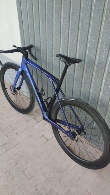 Used Lapierre Xelius Shimano Dura Ace Di2 2023 Road & Gravel — image 3 of 4