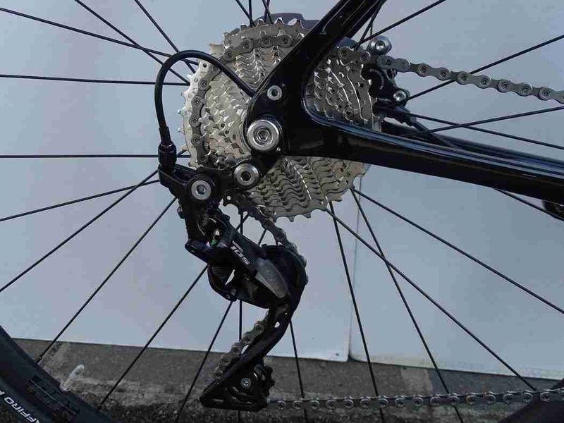 Cannondale Synapse Carbon 3 L 2022 2022 Road & Gravel usato, Nero — immagine 2 di 17
