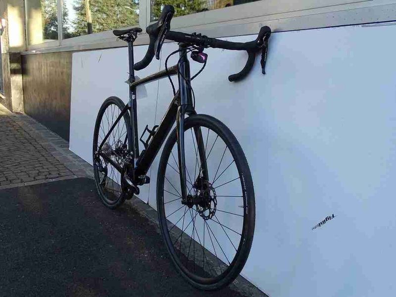 Cannondale Synapse Carbon 3 L 2022 2022 Road & Gravel usato, Nero — immagine 6 di 17