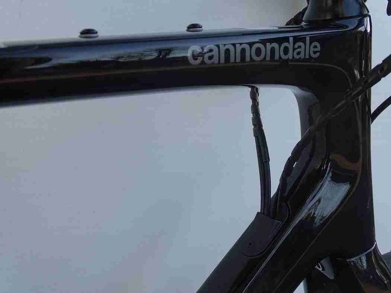 Used Cannondale Synapse Carbon 3 L 2022 2022 Road & Gravel, Schwarz — image 5 of 17