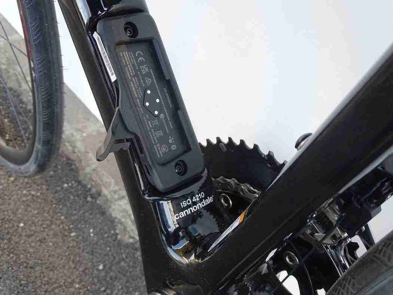 Used Cannondale Synapse Carbon 3 L 2022 2022 Road & Gravel, Schwarz — image 16 of 17