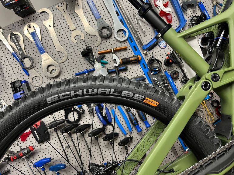 Used Cilo Cilo Custom Shimano Deore 2025 Mountainbike, Green — image 11 of 17