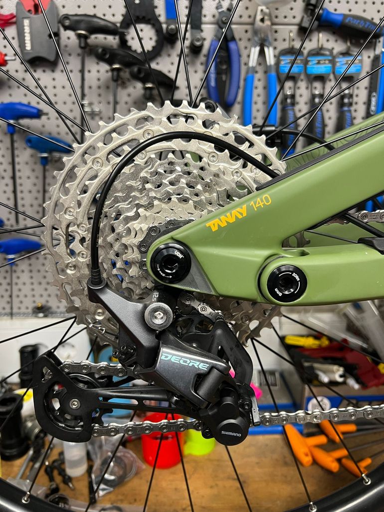 Used Cilo Cilo Custom Shimano Deore 2025 Mountainbike, Green — image 2 of 17