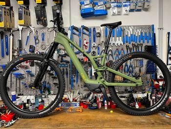 Used Cilo Cilo Custom Shimano Deore 2025 Mountainbike, Green — image 13 of 17
