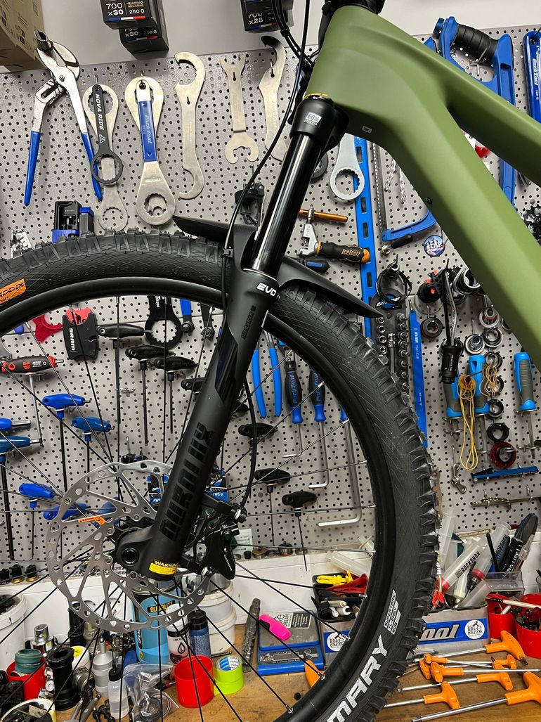 Used Cilo Cilo Custom Shimano Deore 2025 Mountainbike, Green — image 15 of 17