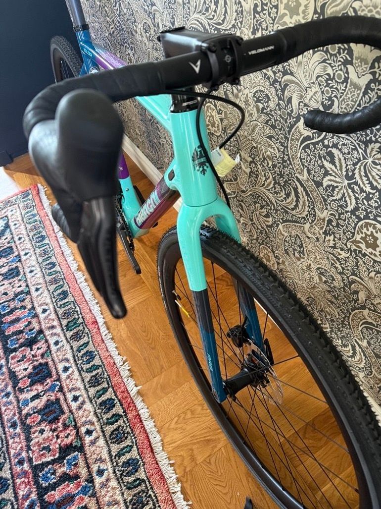 Used Bianchi Zolder Pro Ultegra 2025 2025 Road & Gravel, Verde — image 2 of 4