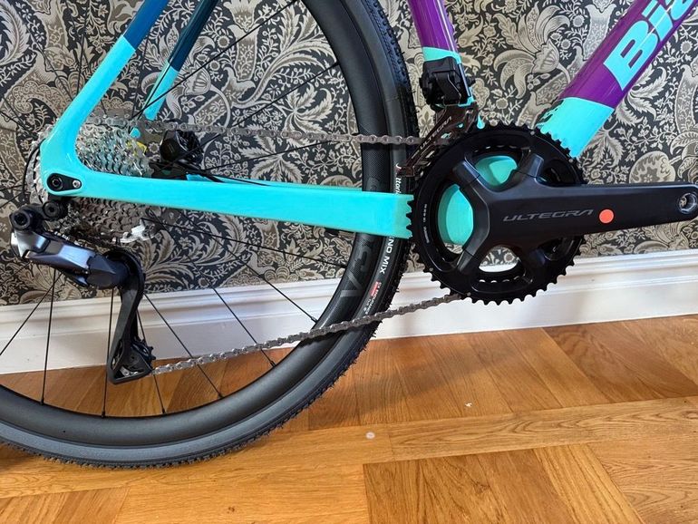 Used Bianchi Zolder Pro Ultegra 2025 2025 Road & Gravel, Verde — image 3 of 4