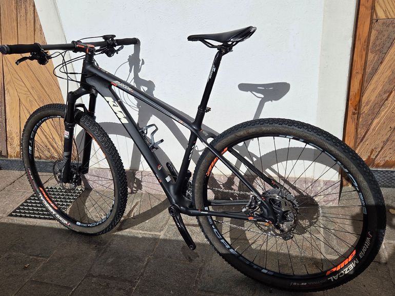 Used KTM Myroon Shimano Deore XT 2016 Mountainbike, Negro — image 2 of 8