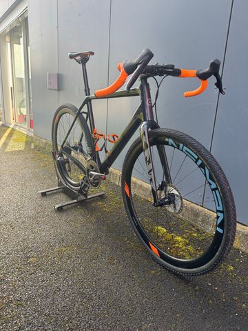 GIRS Custom SRAM Force eTap AXS 2023 Road & Gravel de segunda mano, Negro — imagen 2 de 3