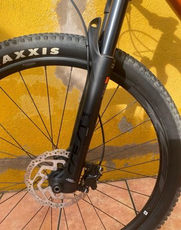 Używany Giant Xtc Shimano SLX 2022 Mountainbike — zdjęcie 7 z 10