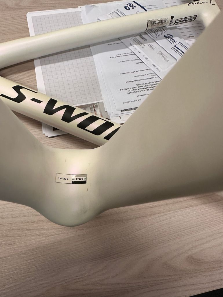 Used Specialized Custom Frameset 2025 Road & Gravel, White — image 3 of 20