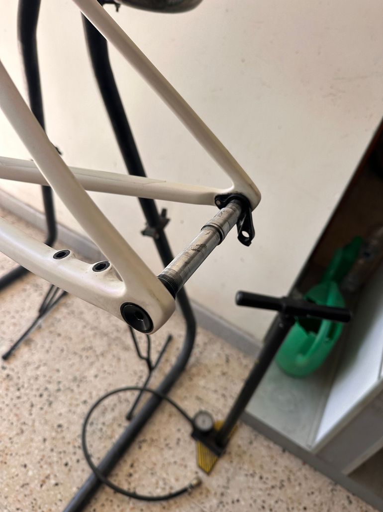 Used Specialized Custom Frameset 2025 Road & Gravel, White — image 14 of 20