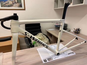 Used Specialized Custom Frameset 2025 Road & Gravel, White — image 12 of 20
