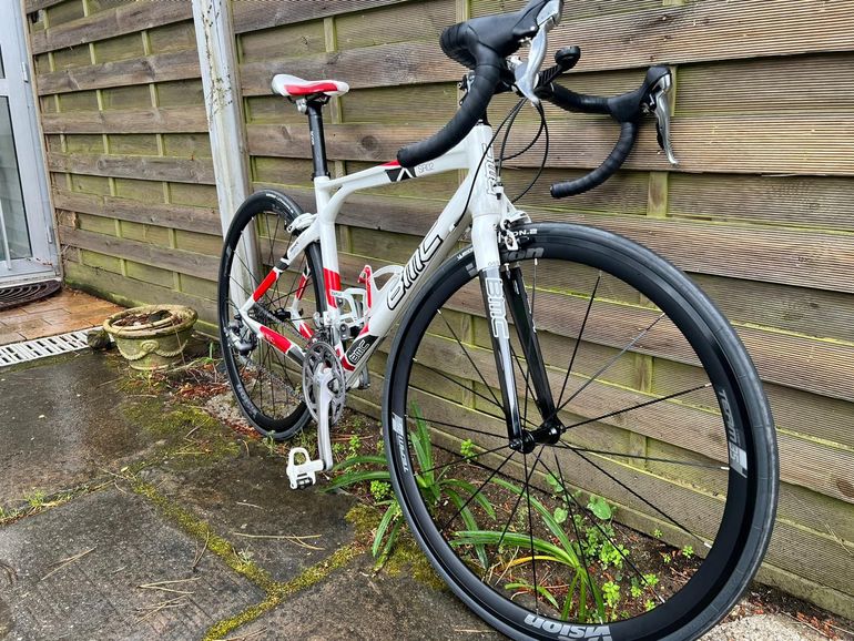 Used BMC Streetracer Shimano 105 2015 Road & Gravel — image 3 of 5