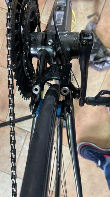 Used Van rysel Custom Shimano 105 2020 Road & Gravel, Light Gray — image 7 of 8