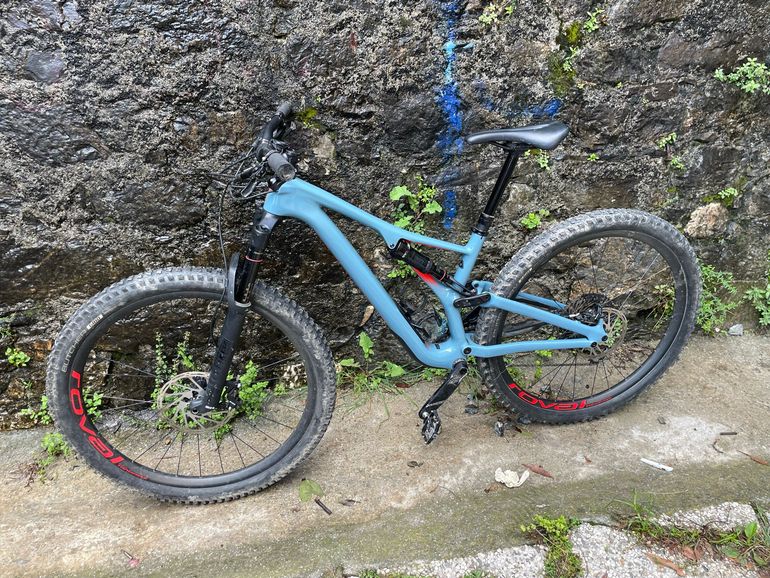 Used Specialized Men's Stumpjumper Expert 29 2018 2018 Mountainbike — image 5 of 7