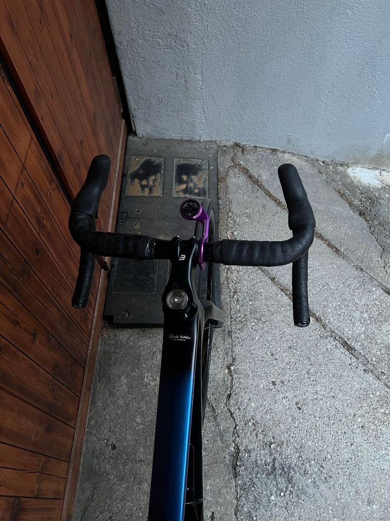 Used Basso Astra Shimano 105 Di2 2024 Road & Gravel, Blue — image 4 of 4