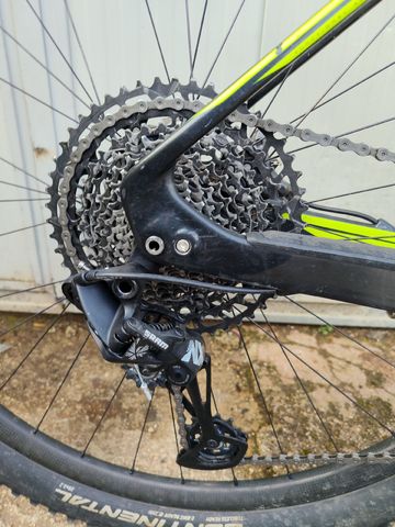 Tweedehands Specialized Stumpjumper SRAM NX Eagle 2015 Mountainbike — afbeelding 4 van 9
